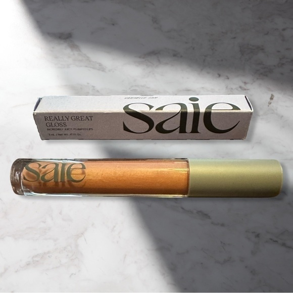 NIB Saie Really Great Gloss In Shade: Fresh - Lip Plumping Non-Sticky Gloss - Picture 2 of 6